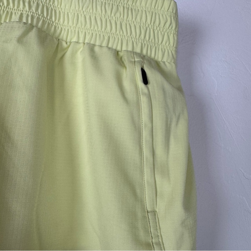 Prana Skirt Skort Peak to Pavement Lime Squeeze Solid Yellow Green Pull On Knit - Picture 3 of 10